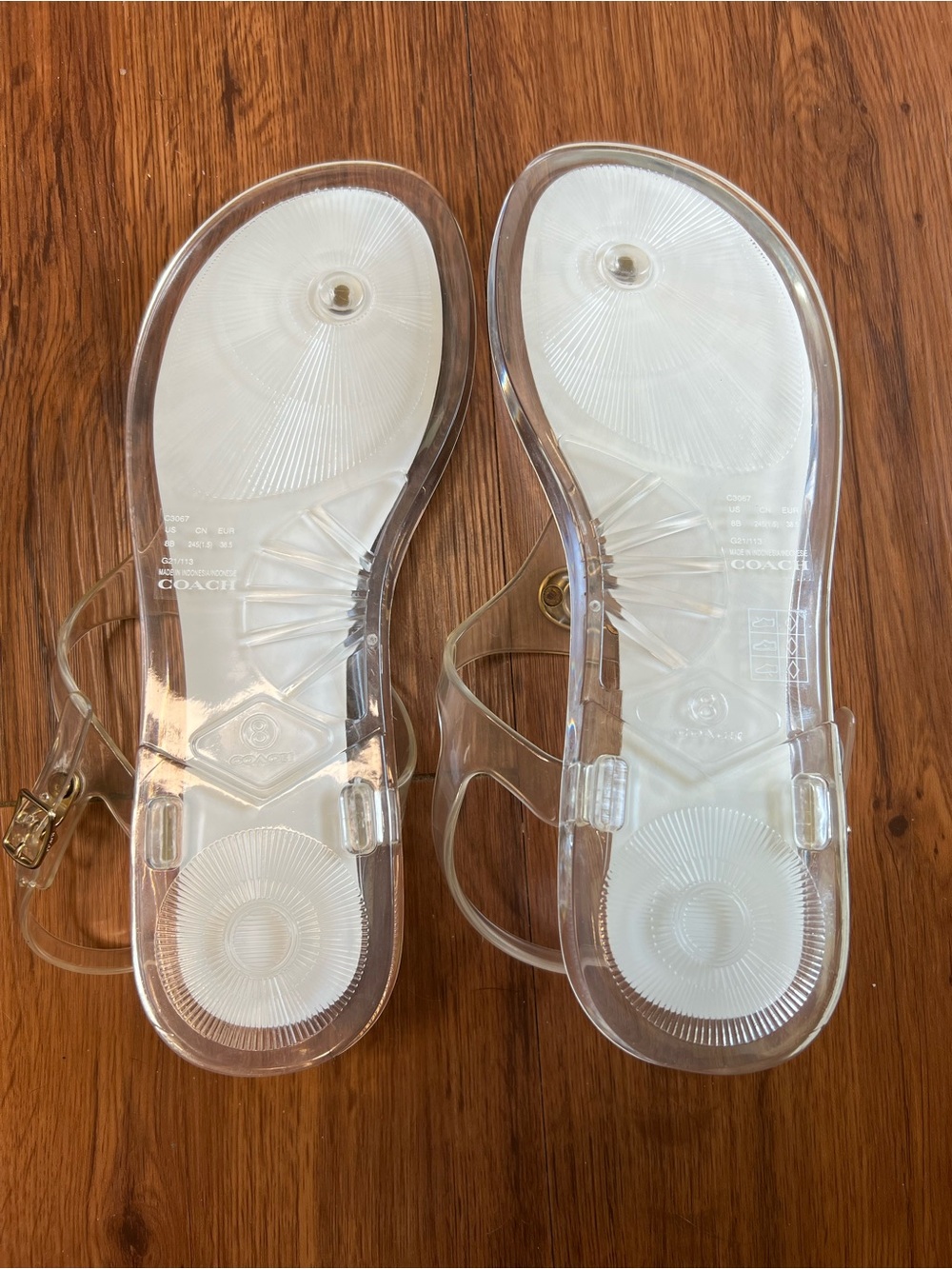 Coach Natelee Jelly Sandal Size 8 Clear - Picture 3 of 4